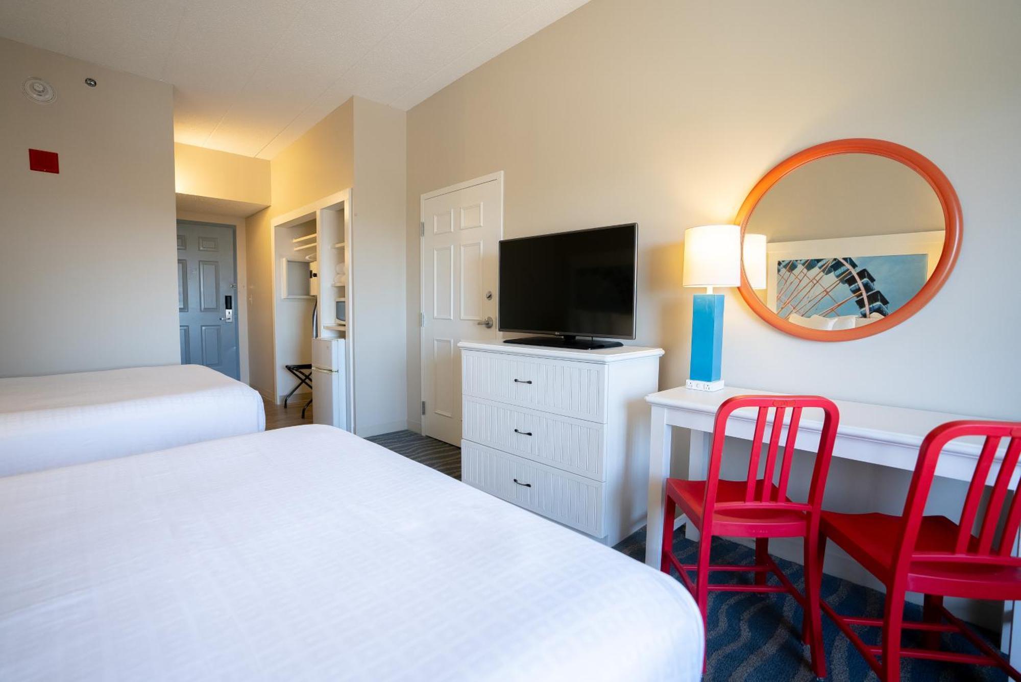 Cedar Point Hotel Breakers Сандаски Номер фото
