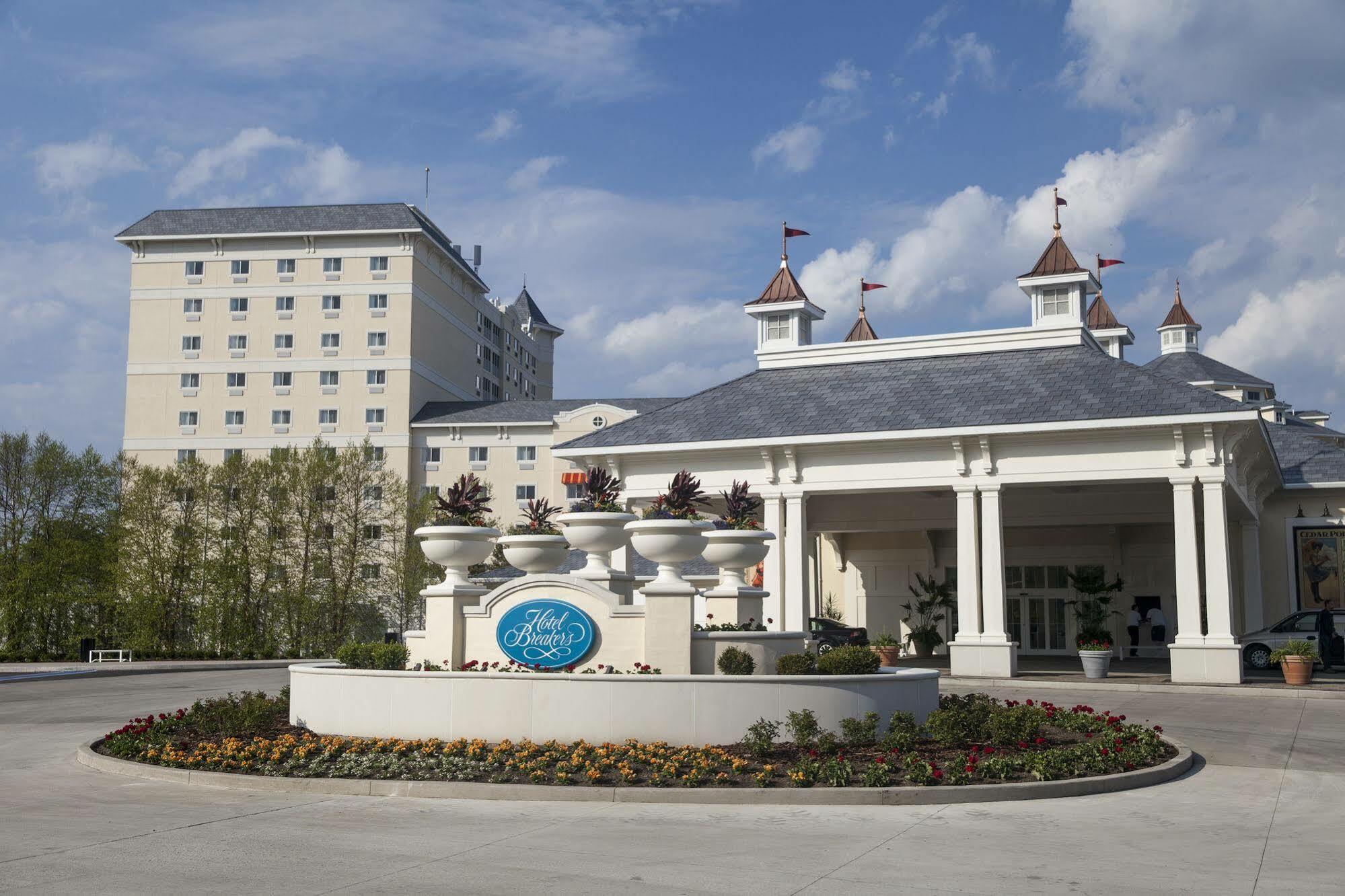 Cedar Point Hotel Breakers Сандаски Экстерьер фото